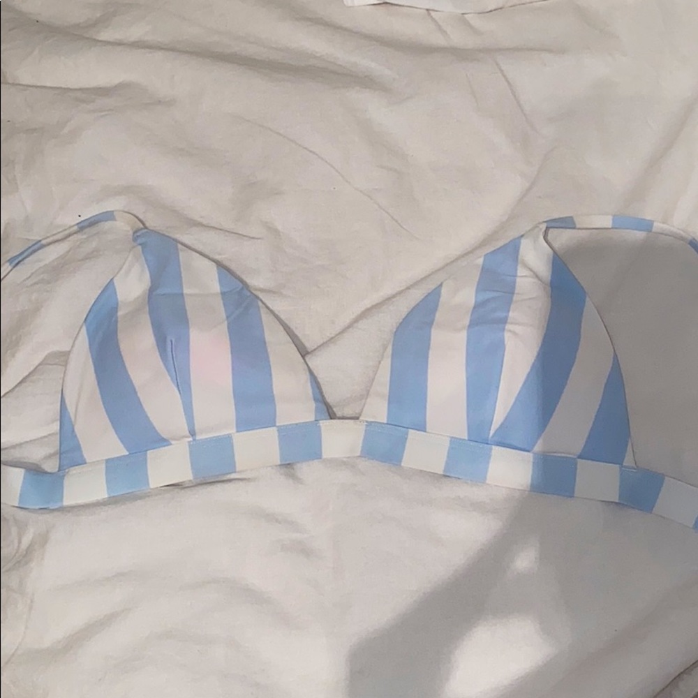 Hollister bathing suit top